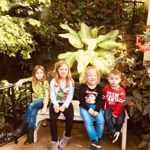 Meet your Posher, Carol